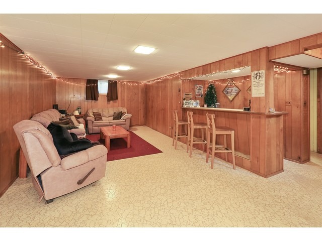 34 S Meyer Ct, Des Plaines, IL 60016 photo 7