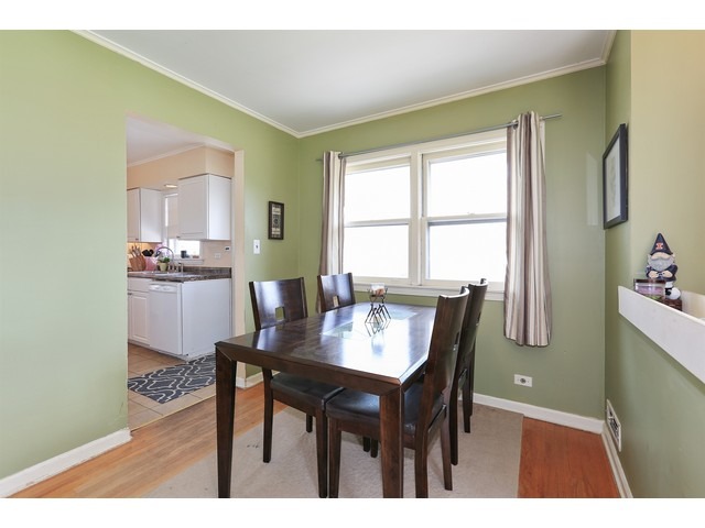 34 S Meyer Ct, Des Plaines, IL 60016 photo 6