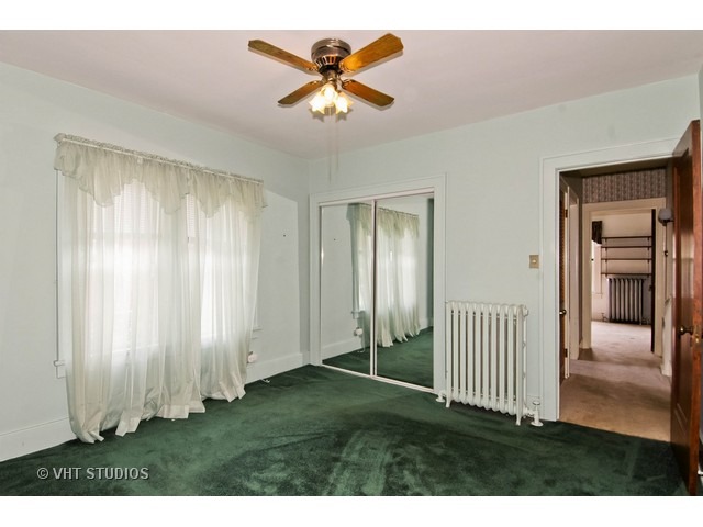 332 Elm St, Elgin, IL 60123 photo 6