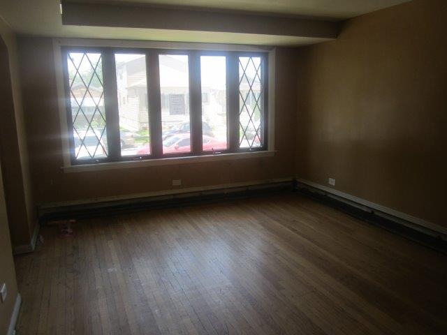 5527 S Kenneth Ave, Chicago, IL 60629 photo 1