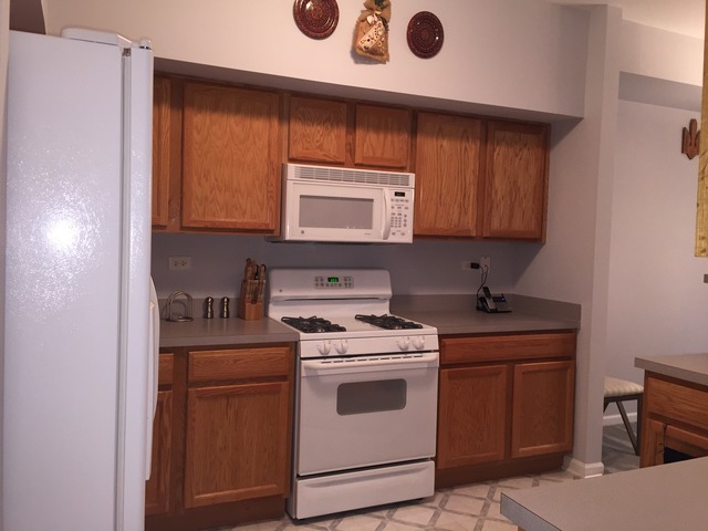 2414 Georgetown Cir, Aurora, IL 60506 photo 6