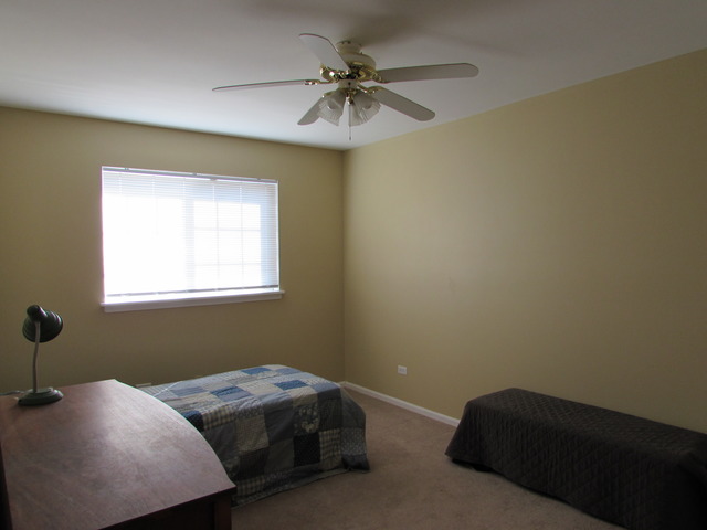 1034 Legrande Ave, Aurora, IL 60506 photo 8