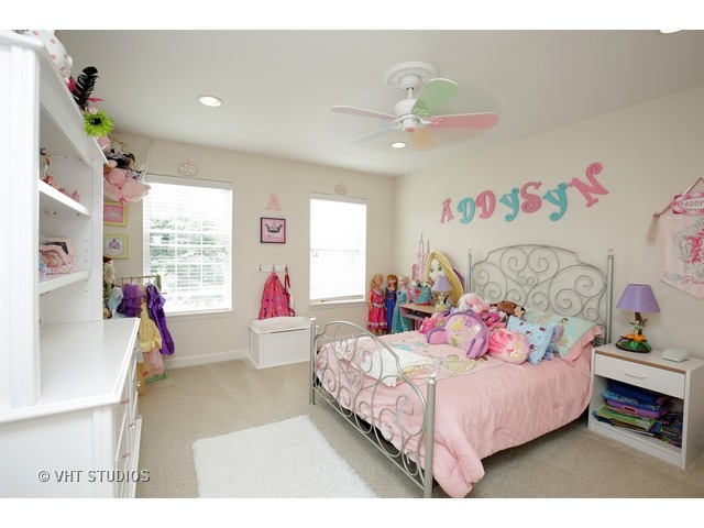3114 Holden St, Elgin, IL 60124 photo 10