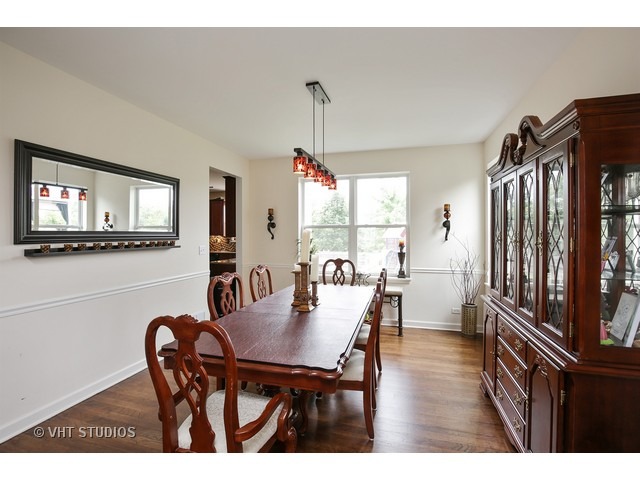 3114 Holden St, Elgin, IL 60124 photo 6