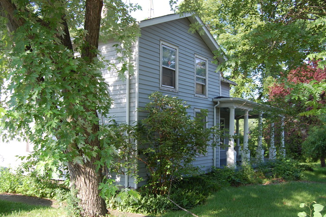 301 E Main St, Newark, IL 60541 photo 3