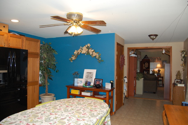 301 E Main St, Newark, IL 60541 photo 7