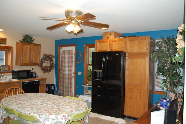 301 E Main St, Newark, IL 60541 photo 8