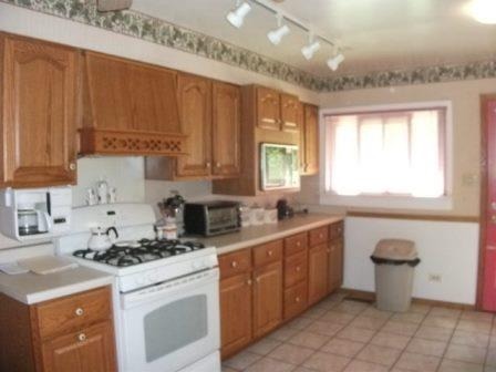 540 Morton St, Hoffman Estates, IL 60169 photo 8
