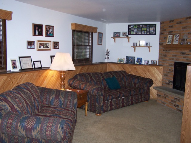 1406 Beach Rd, Mchenry, IL 60050 photo 11