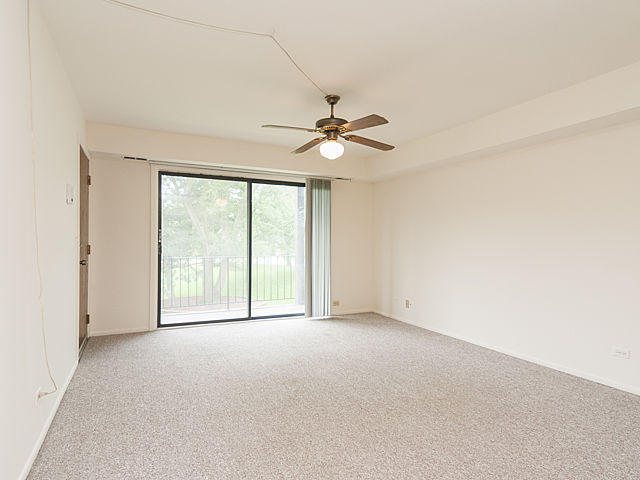 505 Mchenry Rd #2b, Wheeling, IL 60090 photo 3