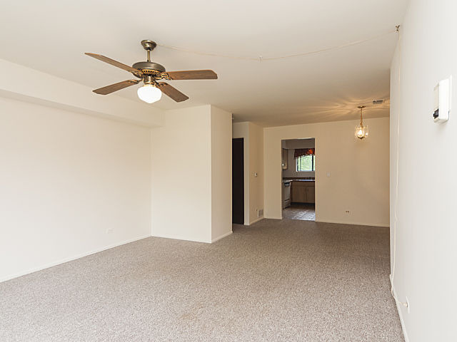 505 Mchenry Rd #2b, Wheeling, IL 60090 photo 4