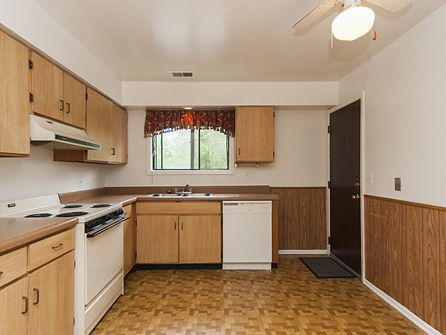 505 Mchenry Rd #2b, Wheeling, IL 60090 photo 8