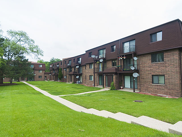 505 Mchenry Rd #2b, Wheeling, IL 60090 photo 17