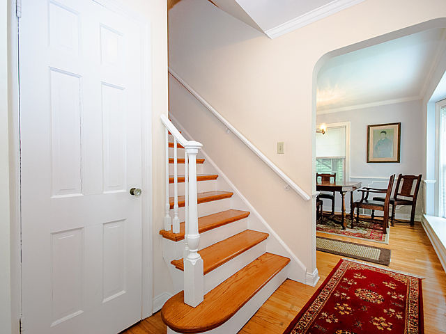 910 Monroe St, Evanston, IL 60202 photo 3
