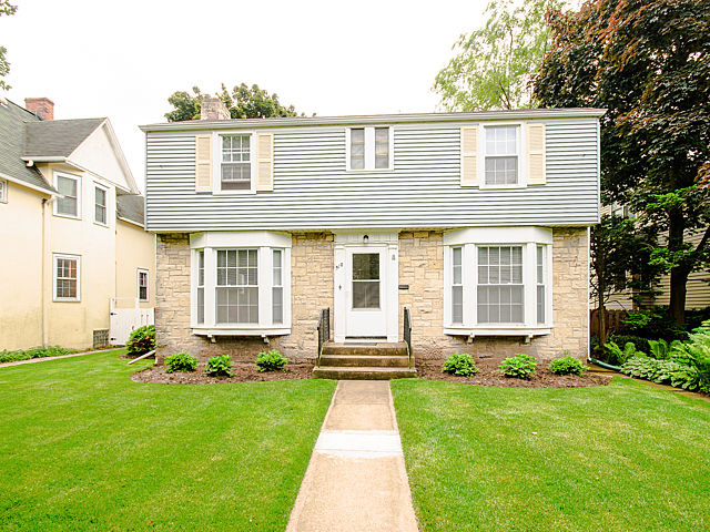 910 Monroe St, Evanston, IL 60202 photo 1