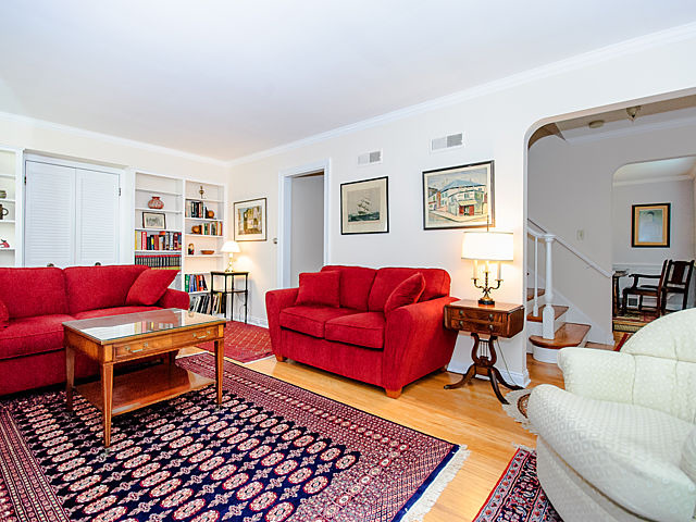 910 Monroe St, Evanston, IL 60202 photo 5