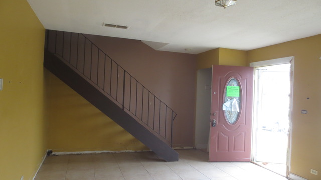 1870 Jamestown Cir, Hoffman Estates, IL 60169 photo 4