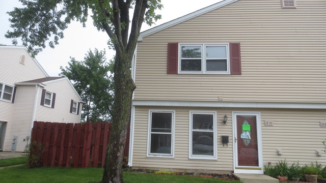 1870 Jamestown Cir, Hoffman Estates, IL 60169 photo 1