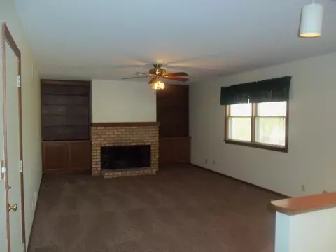 5705 Barrington Rd, Morris, IL 60450 photo 13