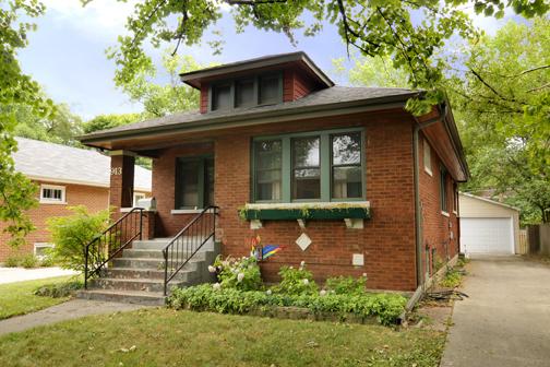 913 Webster Ave, Wheaton, IL 60187 photo 1