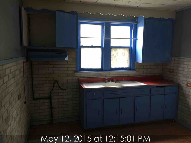 298 E 157th St, Harvey, IL 60426 photo 5