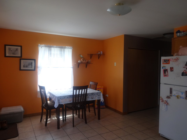 3217 S 49th Ave, Cicero, IL 60804 photo 9