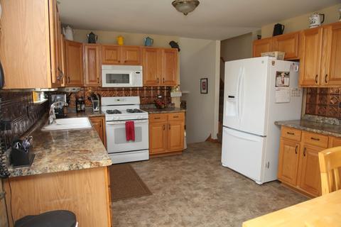 1718 Schubert Dr, Morris, IL 60450 photo 5