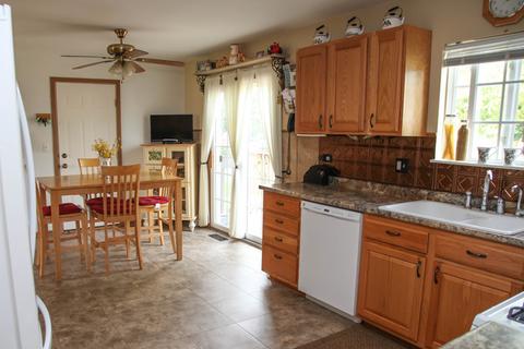 1718 Schubert Dr, Morris, IL 60450 photo 7