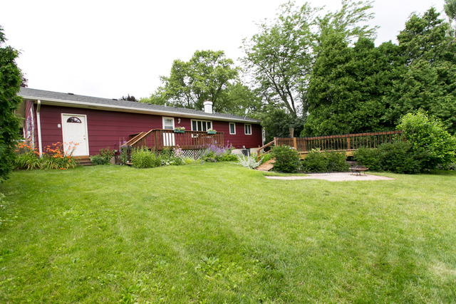 115 Mckinstry Dr, Elgin, IL 60123 photo 3