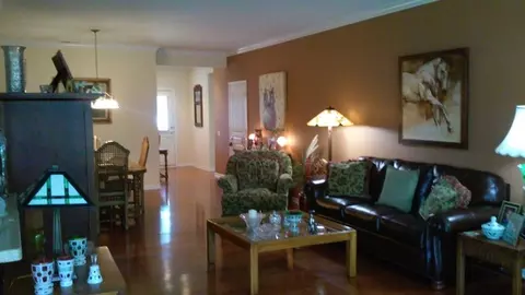 2803 Edgewater Dr, Elgin, IL 60124 photo 5
