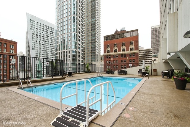 111 E Chestnut St #57f, Chicago, IL 60611 photo 15