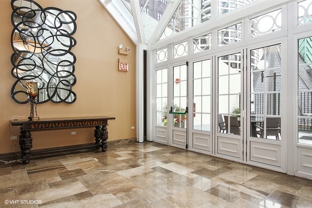 111 E Chestnut St #57f, Chicago, IL 60611 photo 13