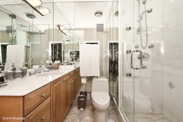 111 E Chestnut St #57f, Chicago, IL 60611 photo 7