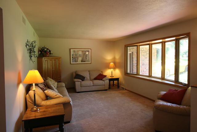 8163 Mccurry Rd, Roscoe, IL 61073 photo 4