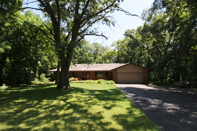 8163 Mccurry Rd, Roscoe, IL 61073 photo 2