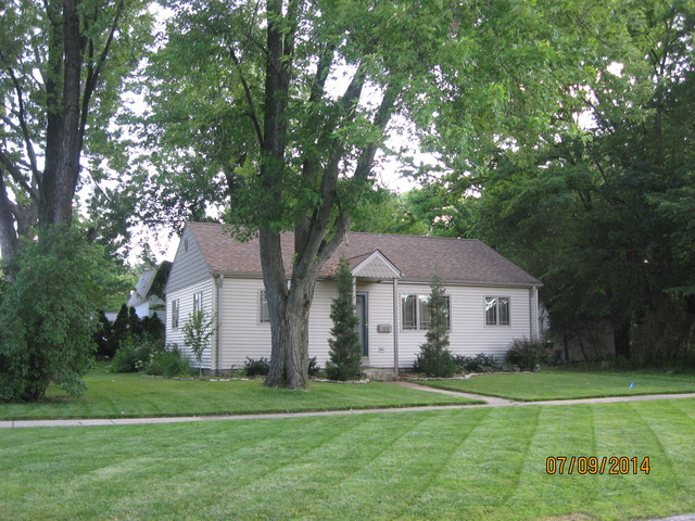 431 E 10th St, Lockport, IL 60441 photo 1