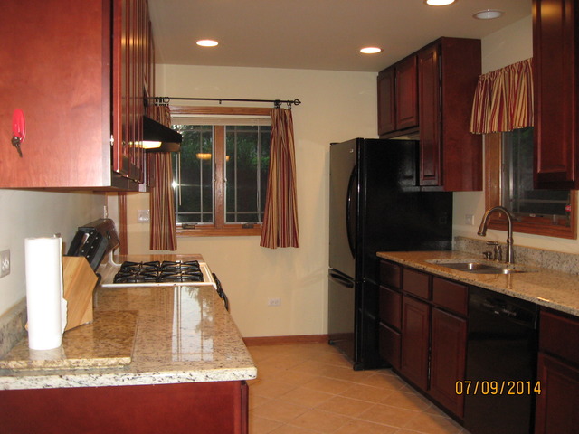 431 E 10th St, Lockport, IL 60441 photo 7