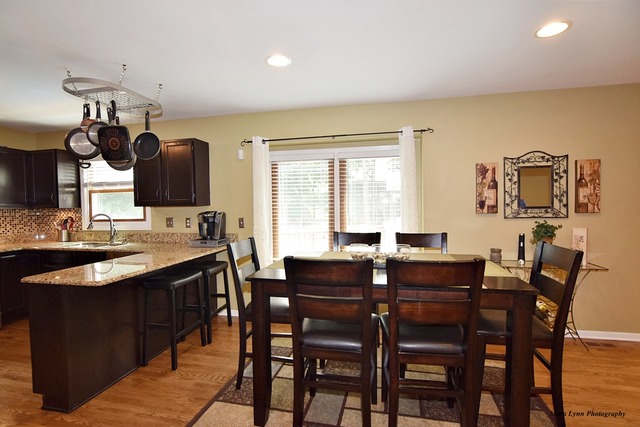 424 Appleton Dr, Batavia, IL 60510 photo 5