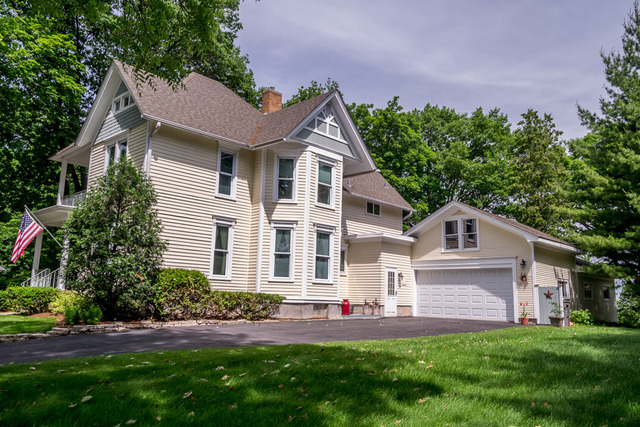 366 River Bluff Rd, Elgin, IL 60120 photo 4