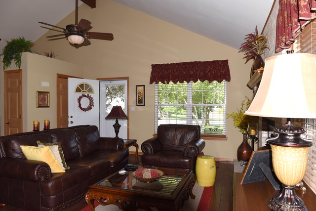 25720 S Middle Point Ave, Monee, IL 60449 photo 4