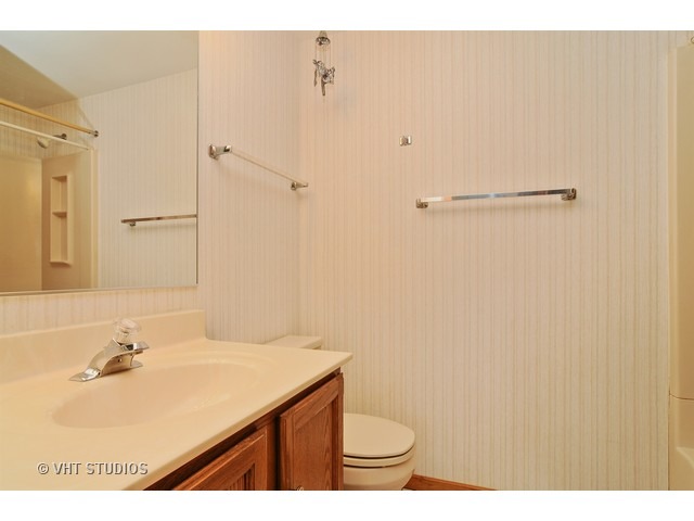17529 W Hawk Ct, Gurnee, IL 60031 photo 15
