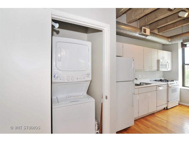 811 S Lytle St #203, Chicago, IL 60607 photo 8
