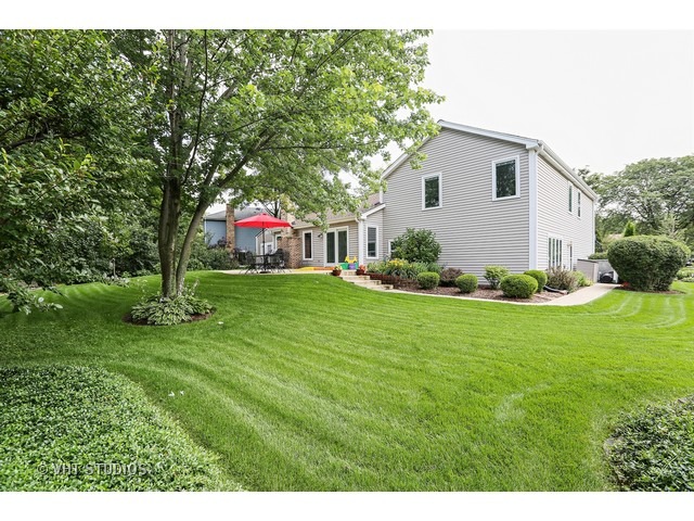2321 Appleby Ct, Wheaton, IL 60189 photo 12