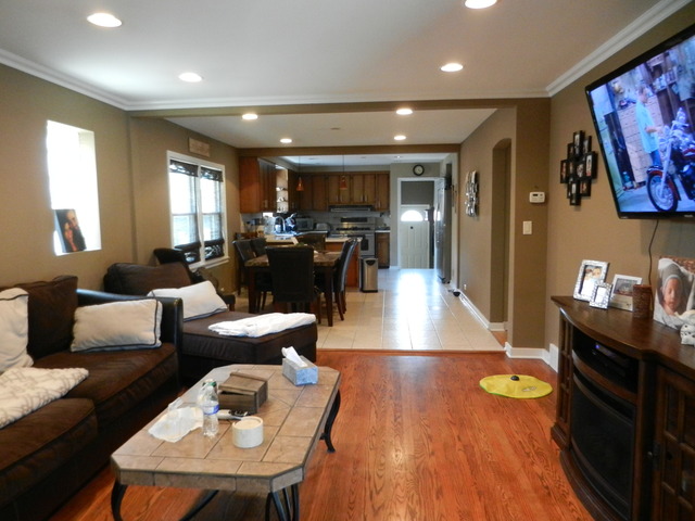 4536 N Opal Ave, Harwood Heights, IL 60706 photo 3