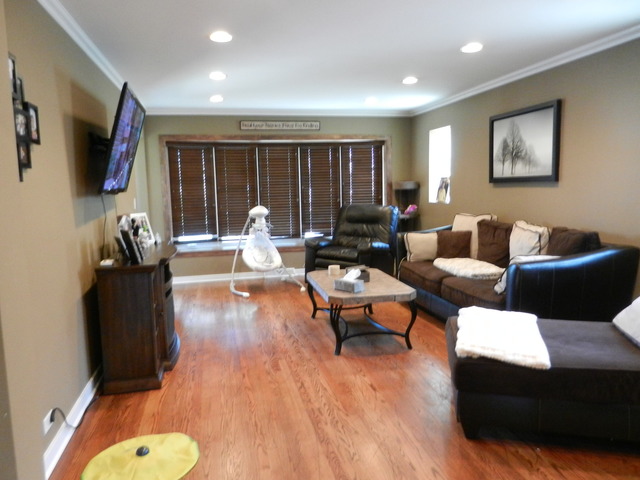 4536 N Opal Ave, Harwood Heights, IL 60706 photo 1