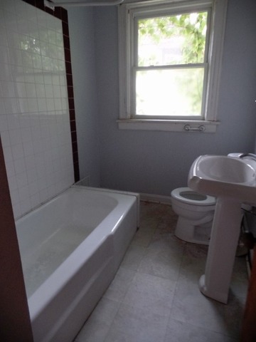 5930 W Erie St, Chicago, IL 60644 photo 2