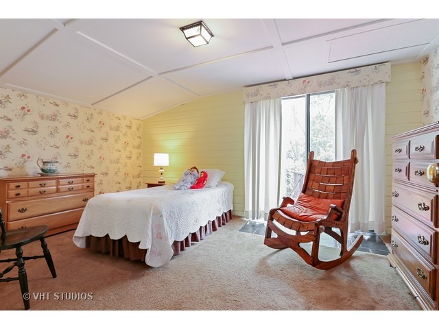 1113 Pine St, Fox River Grove, IL 60021 photo 10