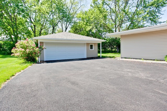 336 Crescent Dr, Glenview, IL 60025 photo 22