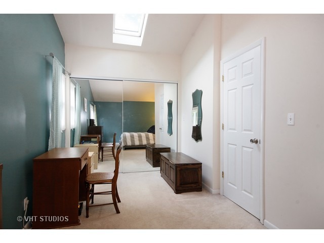 5524 Middaugh Ave, Downers Grove, IL 60516 photo 8