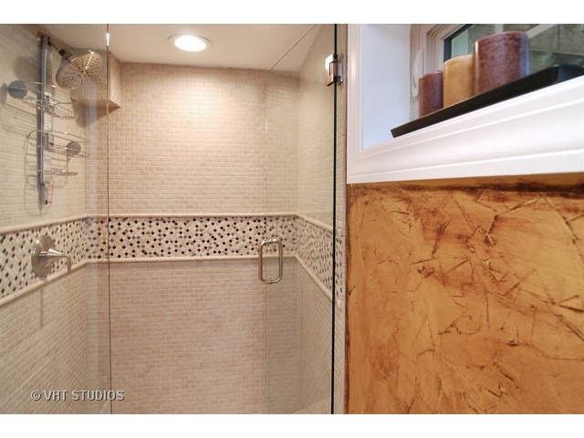 2635 Maple Ave, Brookfield, IL 60513 photo 9